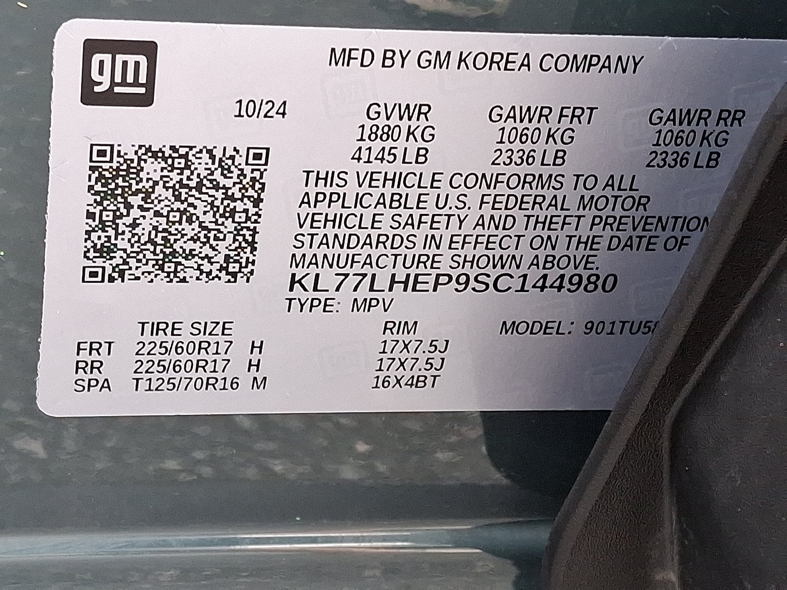 Used 2025 Chevrolet Trax LT FWD image 28