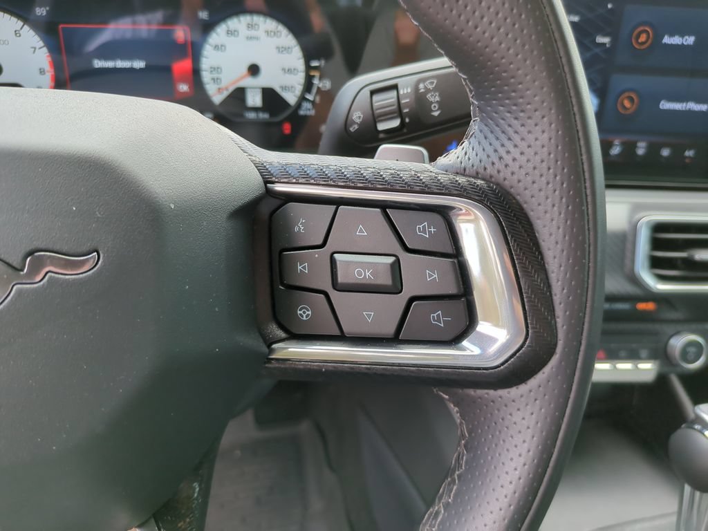 Used 2025 Ford Mustang GT Premium RWD image 31