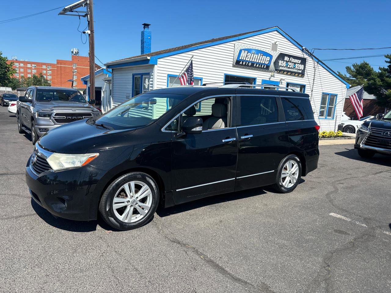 Used 2012 Nissan Quest SL w/ Value Cargo Pkg FWD image 3