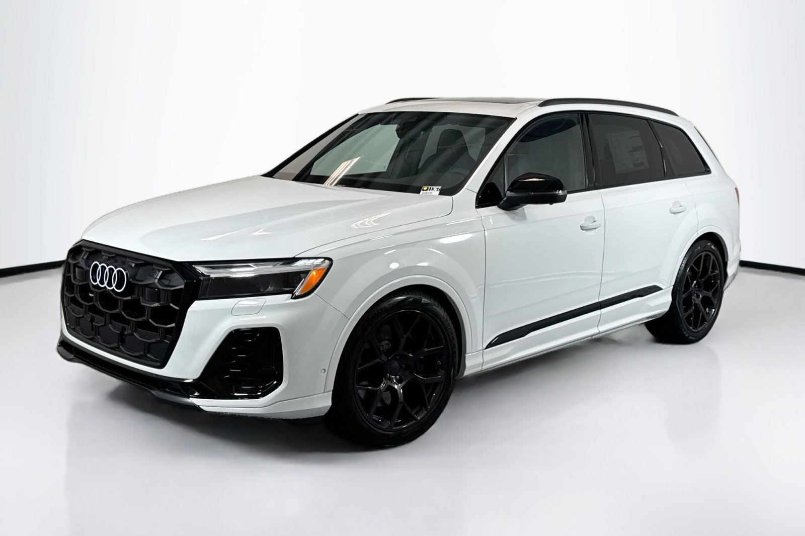 New 2026 Audi SQ7 Premium Plus