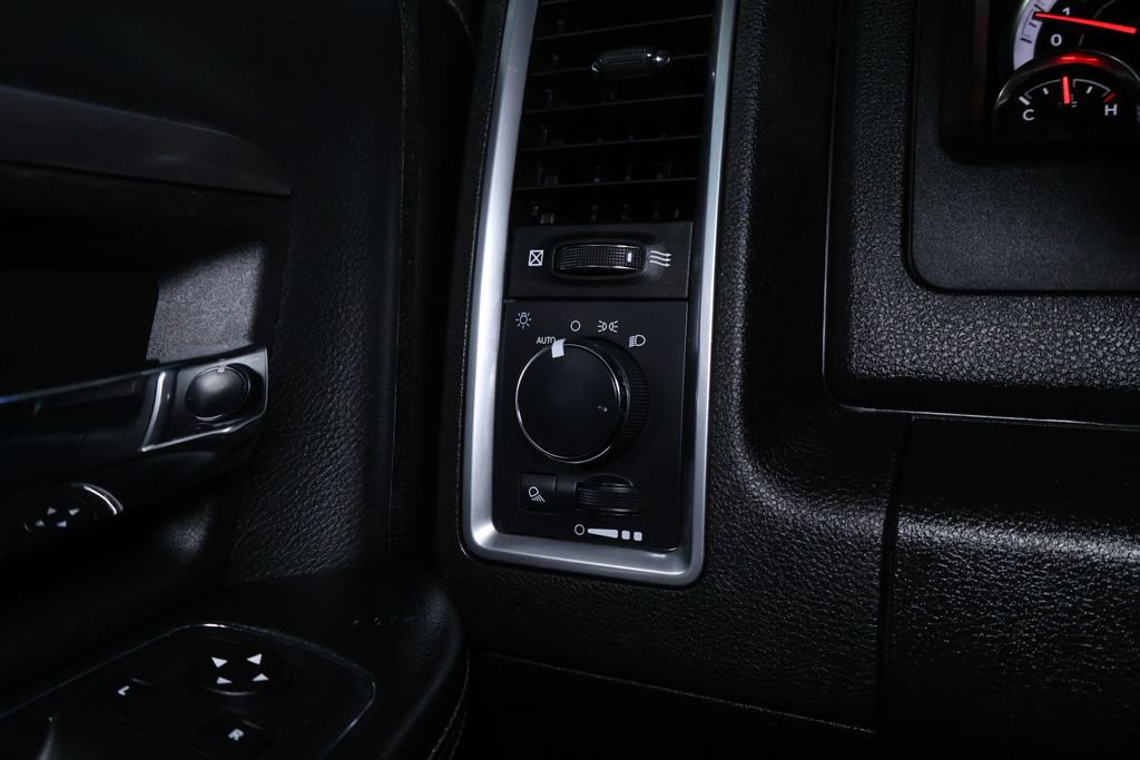 Used 2023 RAM 1500 Classic Warlock w/ Trailer Tow Group image 21