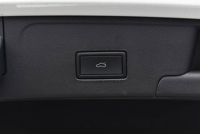 Used 2023 Volkswagen Atlas Cross Sport SE w/ Black Wheel Package image 25