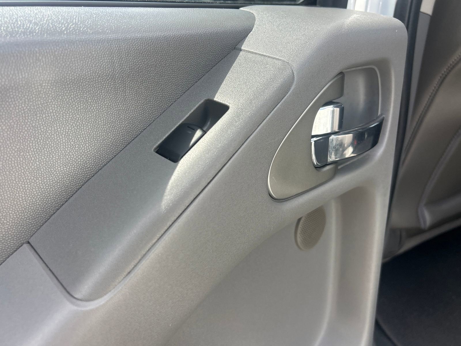 Used 2019 Nissan Frontier SL image 22