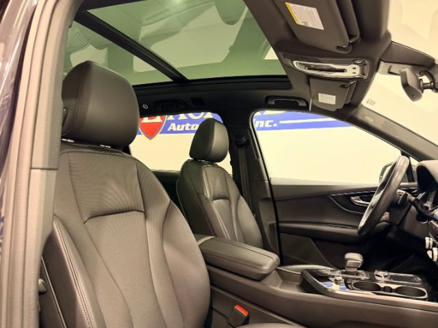Used 2018 Audi Q7 3.0T Premium Plus w/ Premium Plus Package AWD/4WD image 22