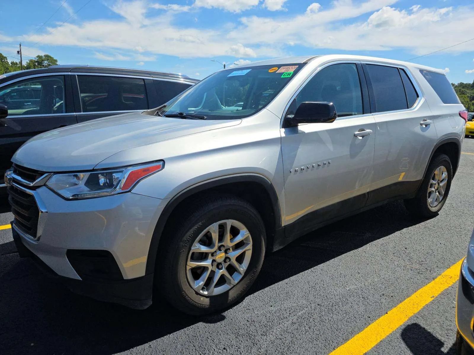 Used 2020 Chevrolet Traverse LS AWD/4WD image 1