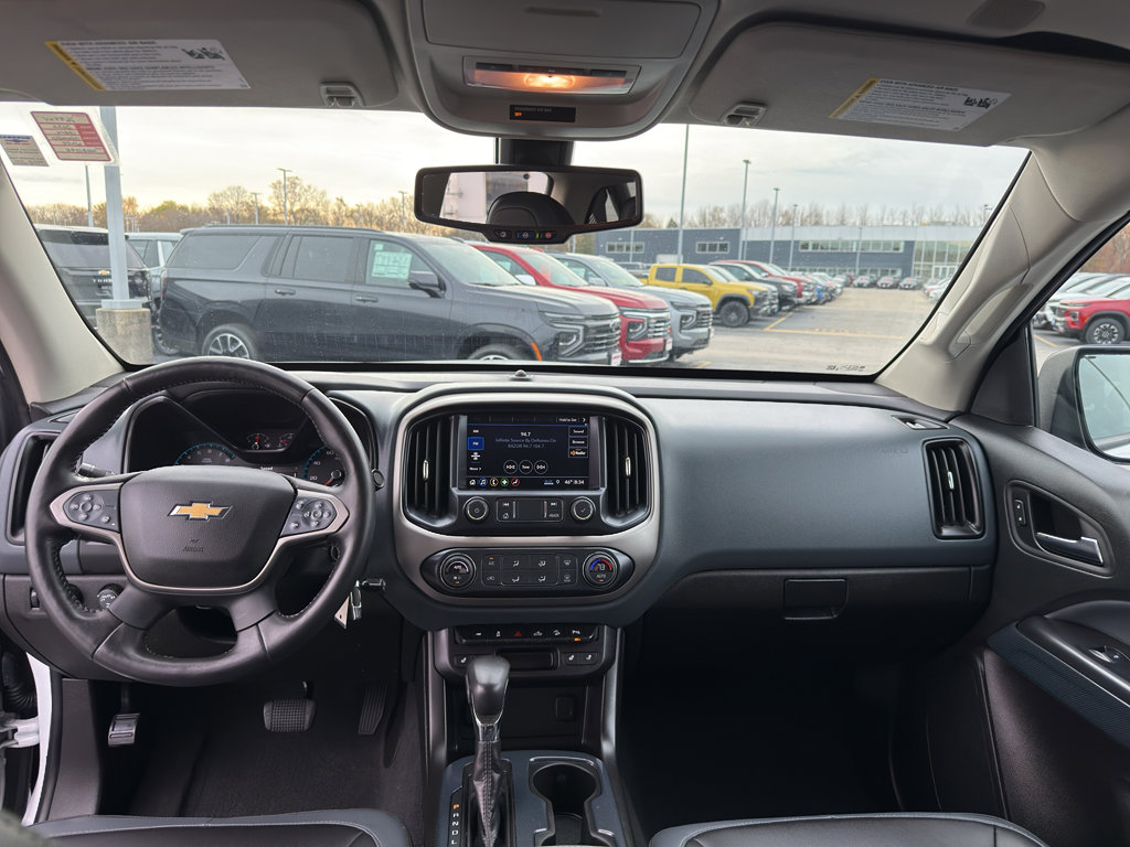 Used 2022 Chevrolet Colorado Z71 image 30