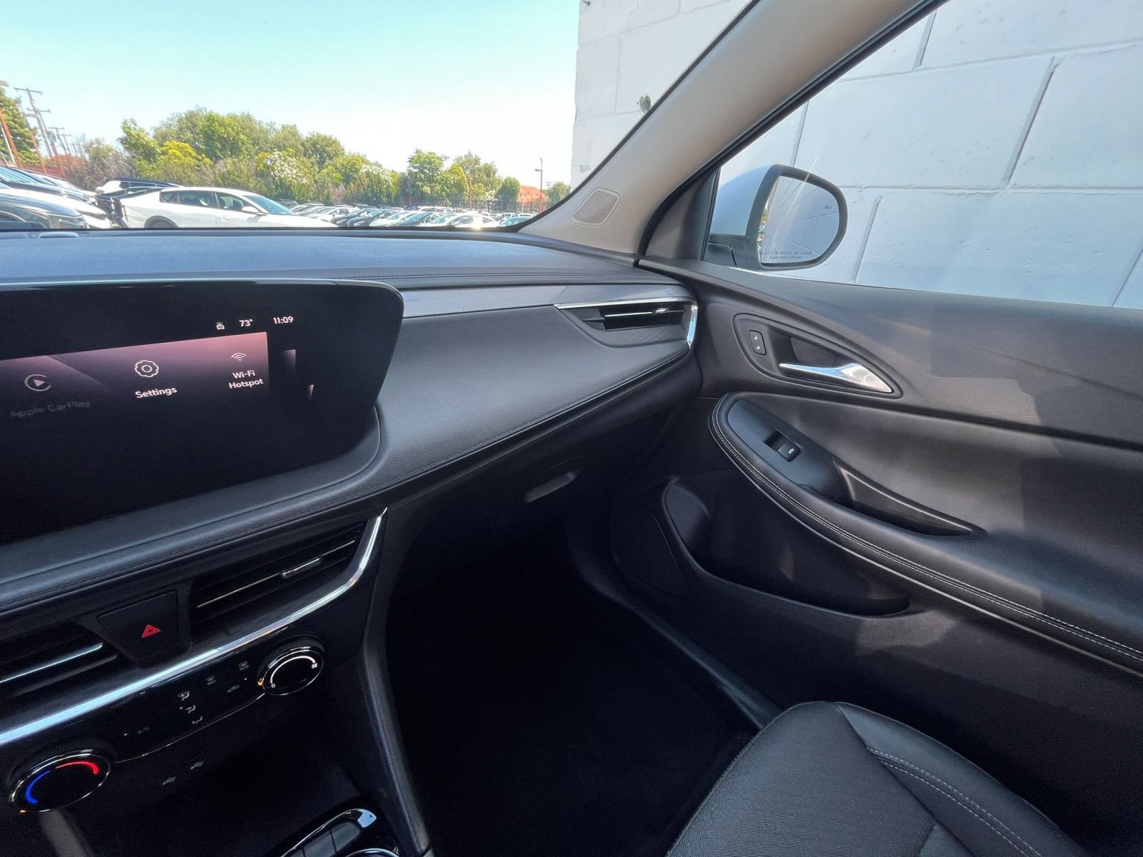 Used 2025 Buick Encore GX Preferred FWD image 34