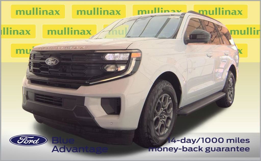 Certified 2025 Ford Expedition Active image 4