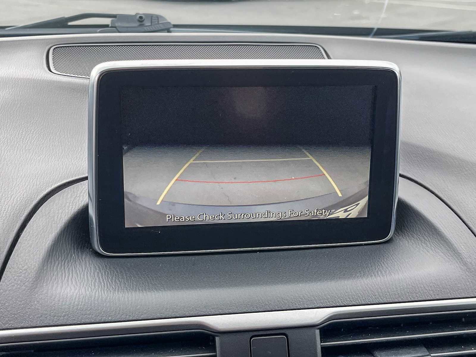 Used 2016 MAZDA MAZDA3 i Touring image 24