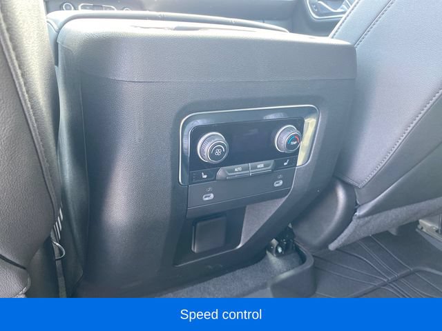 Used 2023 Chevrolet Tahoe Z71 w/ Luxury Package AWD/4WD image 20