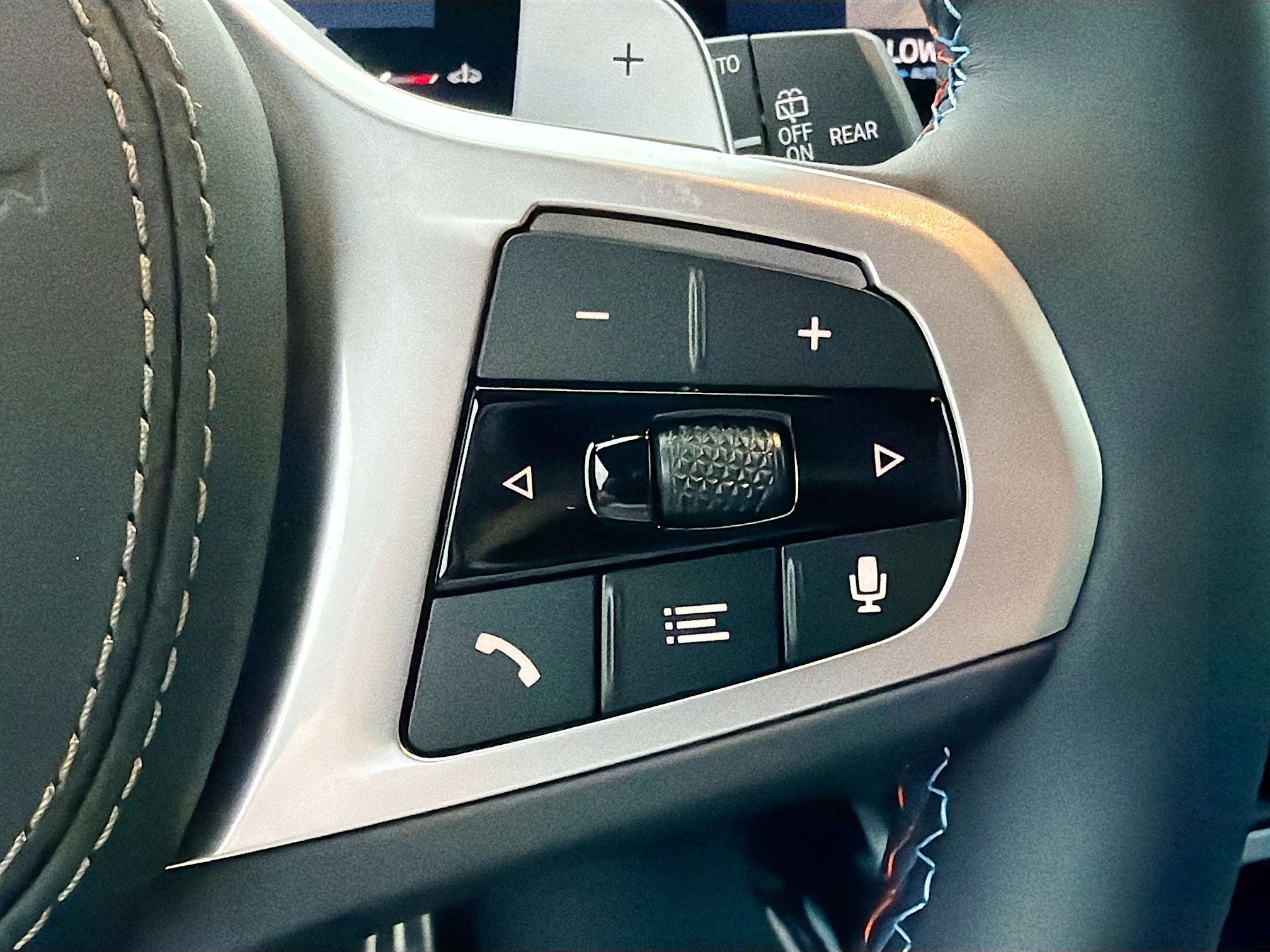New 2027 BMW X7 M60i AWD/4WD image 40