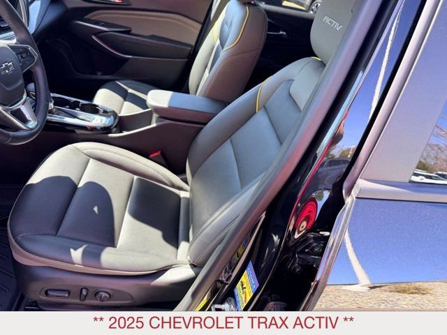 Used 2025 Chevrolet Trax ACTIV w/ Driver Confidence Package FWD image 17