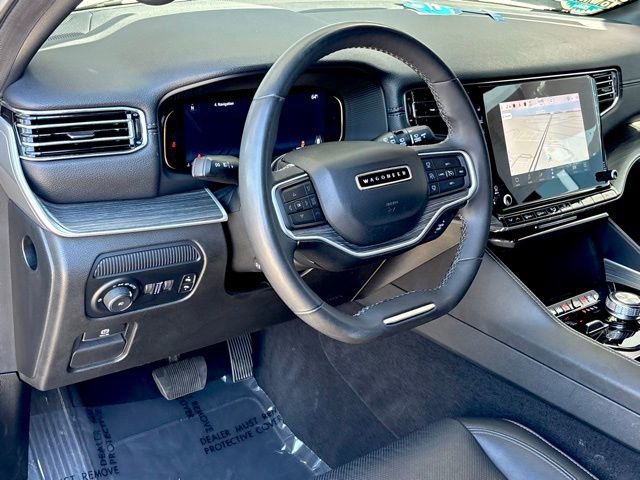 Used 2023 Jeep Wagoneer L Series II image 12