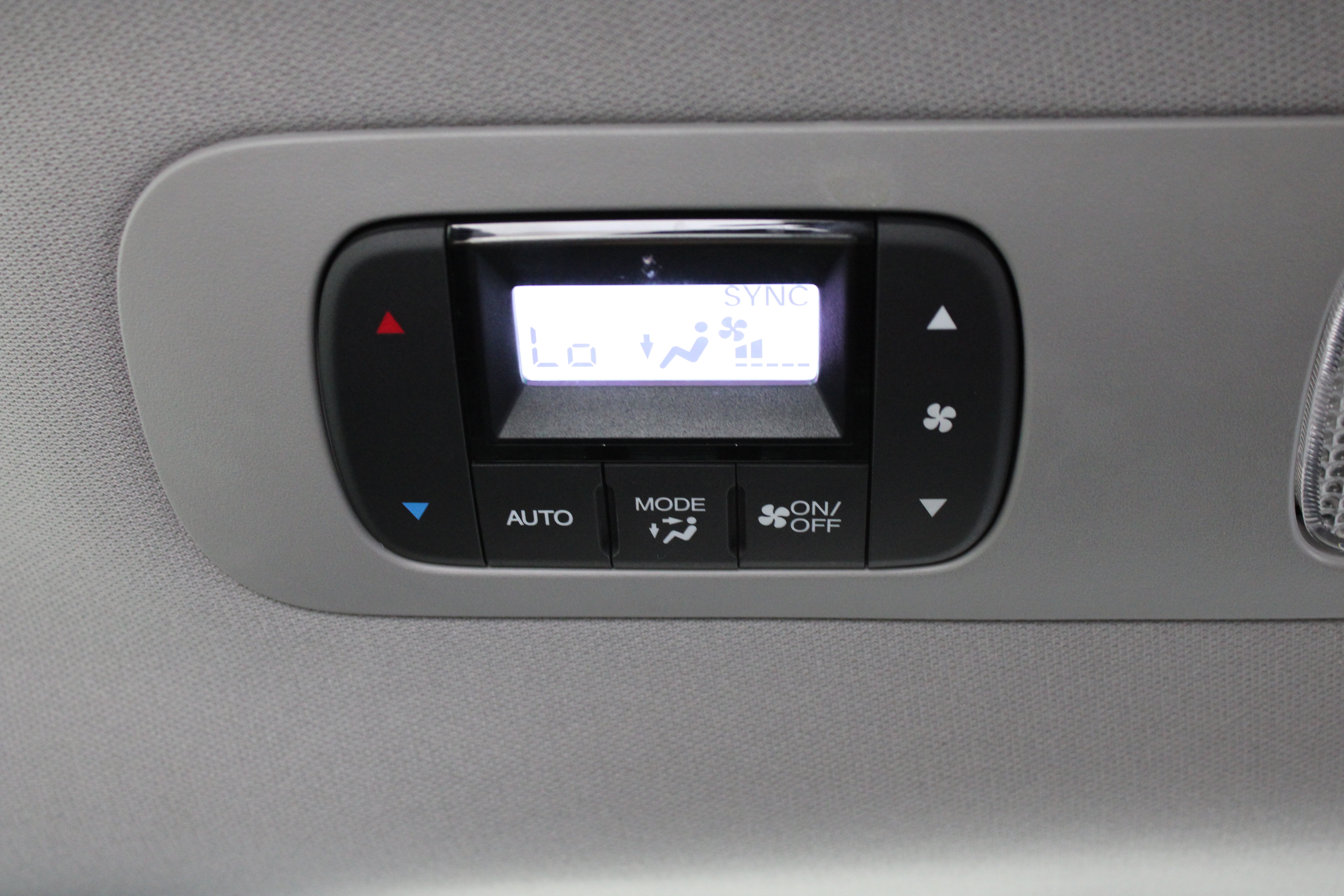 Used 2022 Honda Odyssey Elite image 31