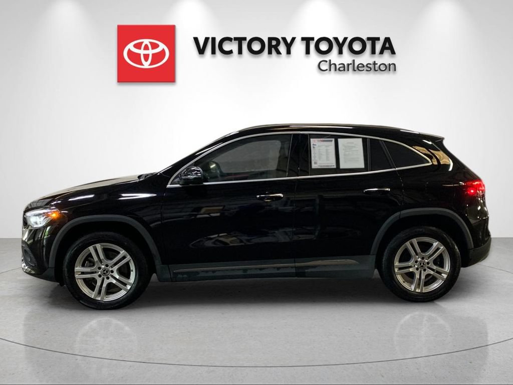 Used 2023 Mercedes-Benz GLA 250 4MATIC image 2