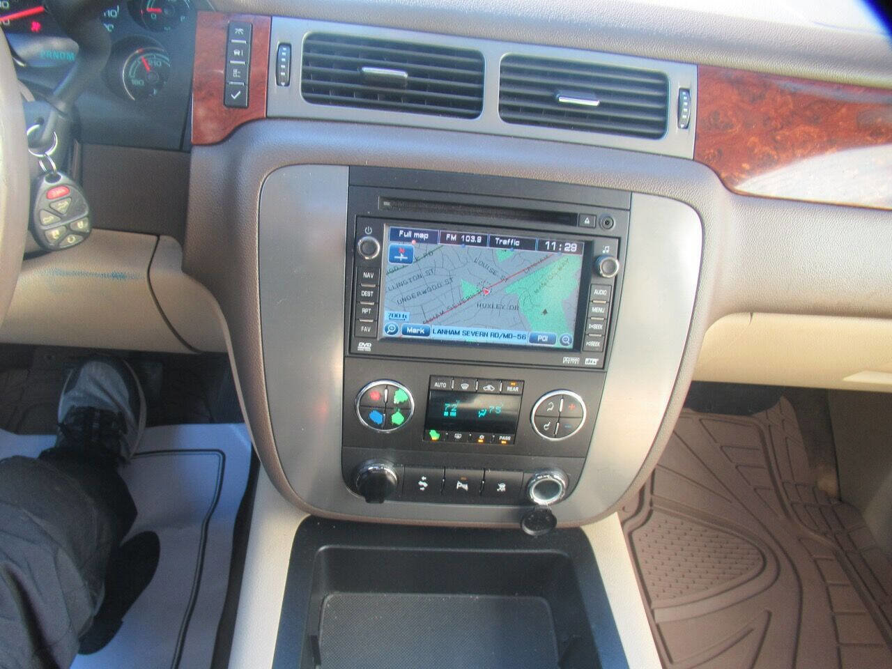 Used 2009 GMC Yukon 4WD Hybrid image 18