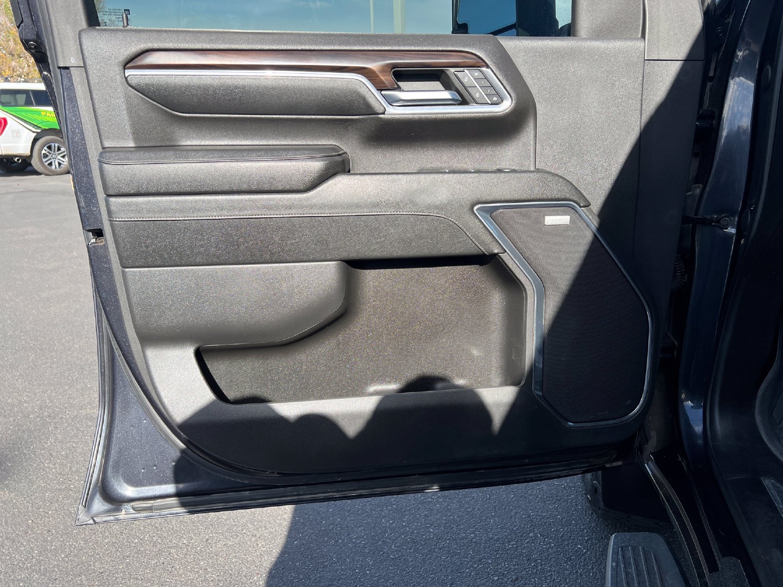 Used 2024 GMC Sierra 2500 SLT AWD/4WD image 26