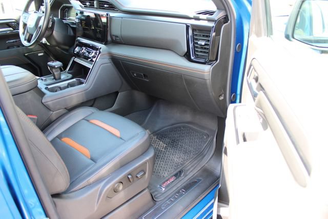 Used 2024 GMC Sierra 1500 AT4 w/ Technology Package AWD/4WD image 53