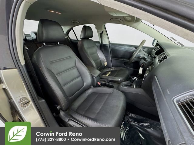 Used 2011 Volkswagen Jetta SE image 24