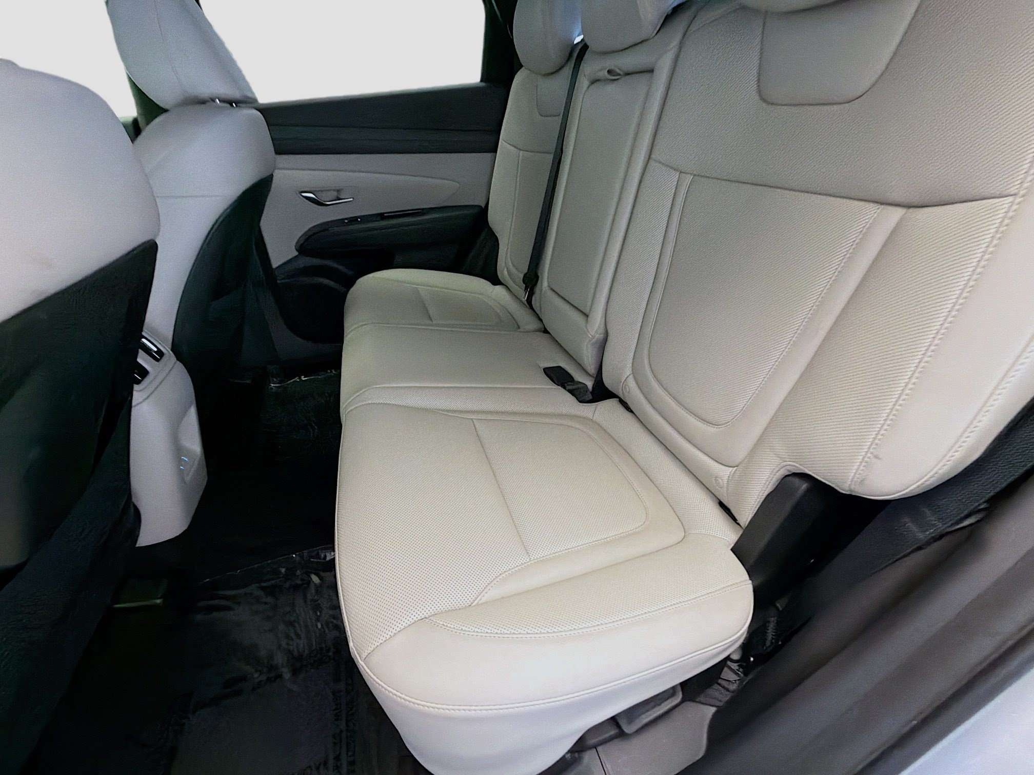 Used 2025 Hyundai Tucson Limited AWD/4WD image 13