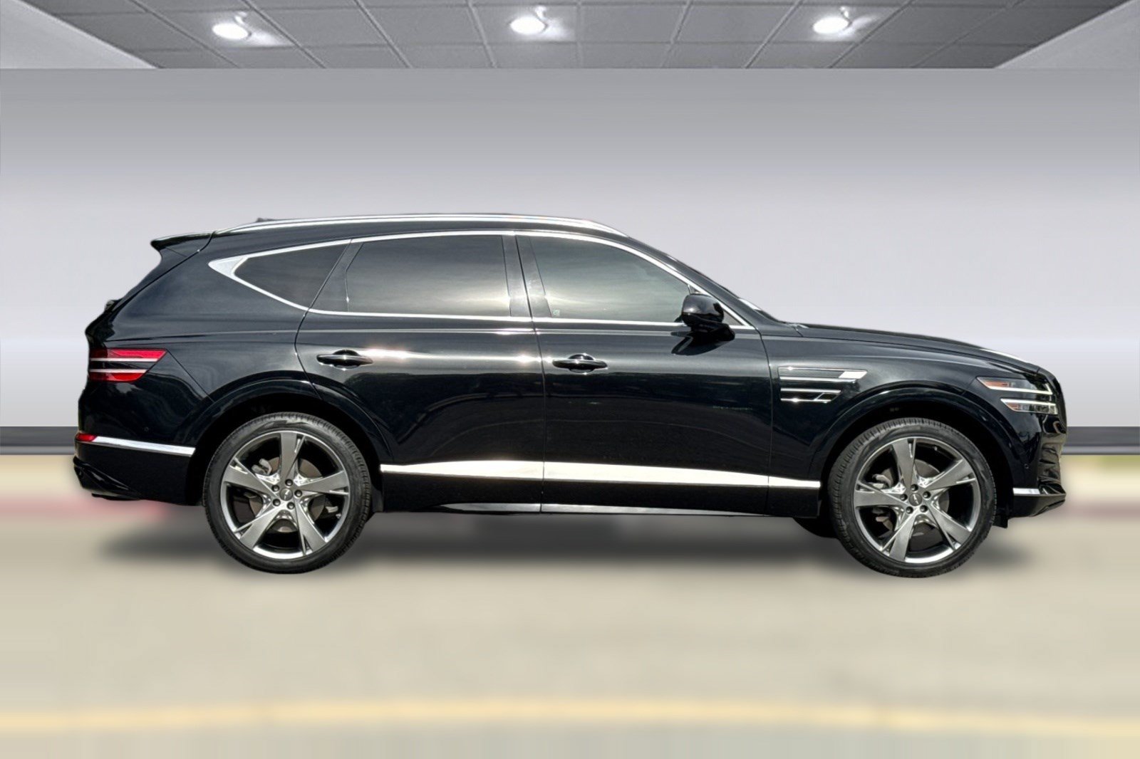 Used 2021 Genesis GV80 2.5T w/ Prestige Package 04 AWD/4WD image 8