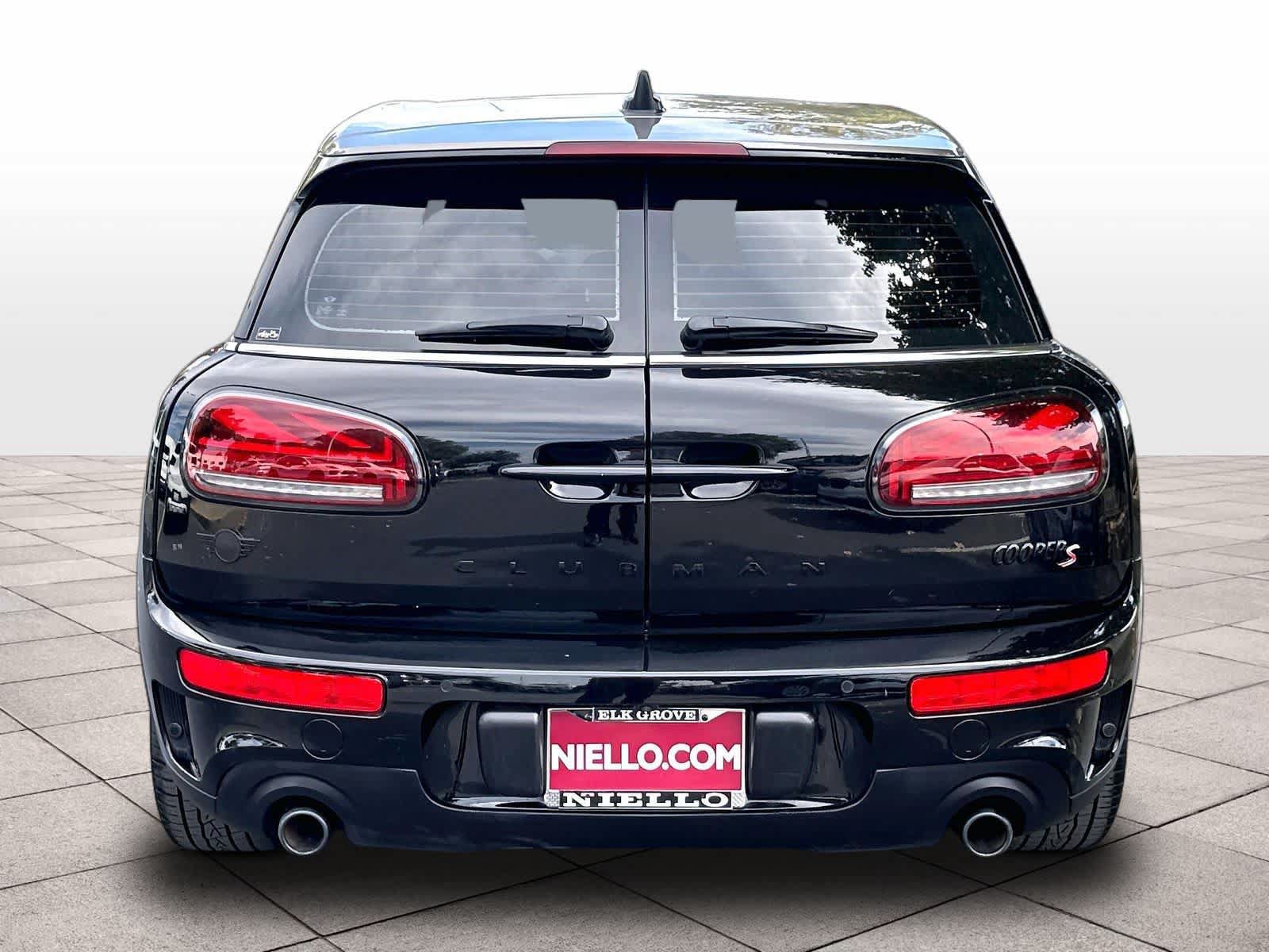 Used 2022 MINI Cooper Clubman S w/ Premium Package FWD image 7