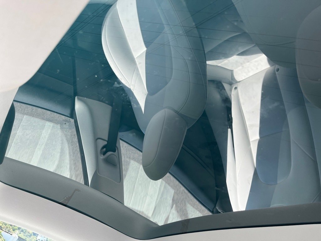 Used 2023 Tesla Model 3 Performance image 6