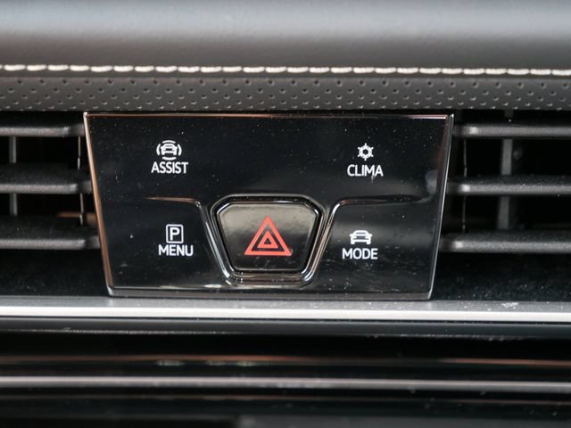 Certified 2026 Volkswagen Atlas SEL Premium R-Line AWD/4WD image 34