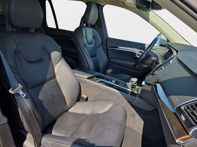 Used 2017 Volvo XC90 T6 Momentum w/ Vision Package AWD/4WD image 12