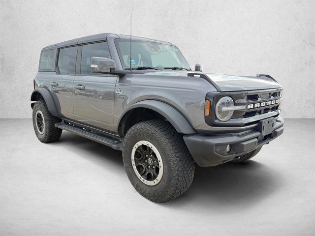Used 2023 Ford Bronco Outer Banks w/ Sasquatch Package AWD/4WD image 3