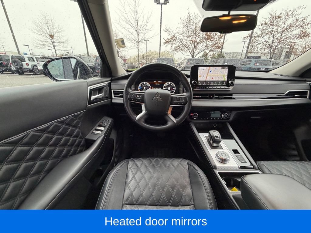 Used 2023 Mitsubishi Outlander SEL AWD/4WD image 18