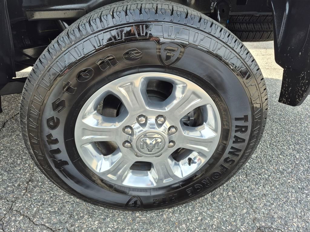 Used 2025 RAM 2500 Big Horn AWD/4WD image 9