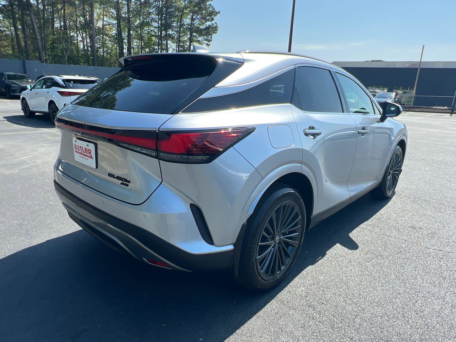 New 2026 Lexus RX 450h AWD image 6