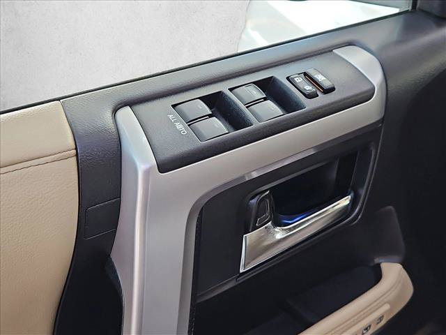 Used 2020 Toyota 4Runner Limited AWD/4WD image 29