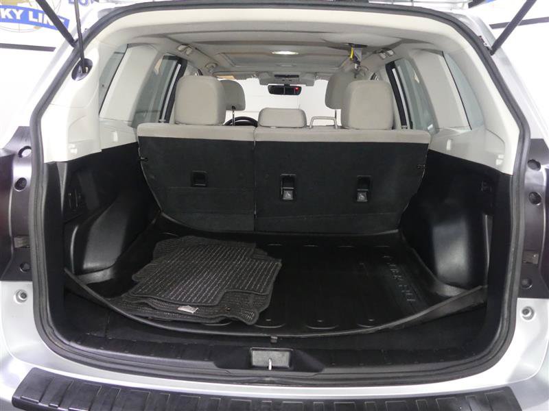 Used 2018 Subaru Forester 2.5i Premium AWD/4WD image 9