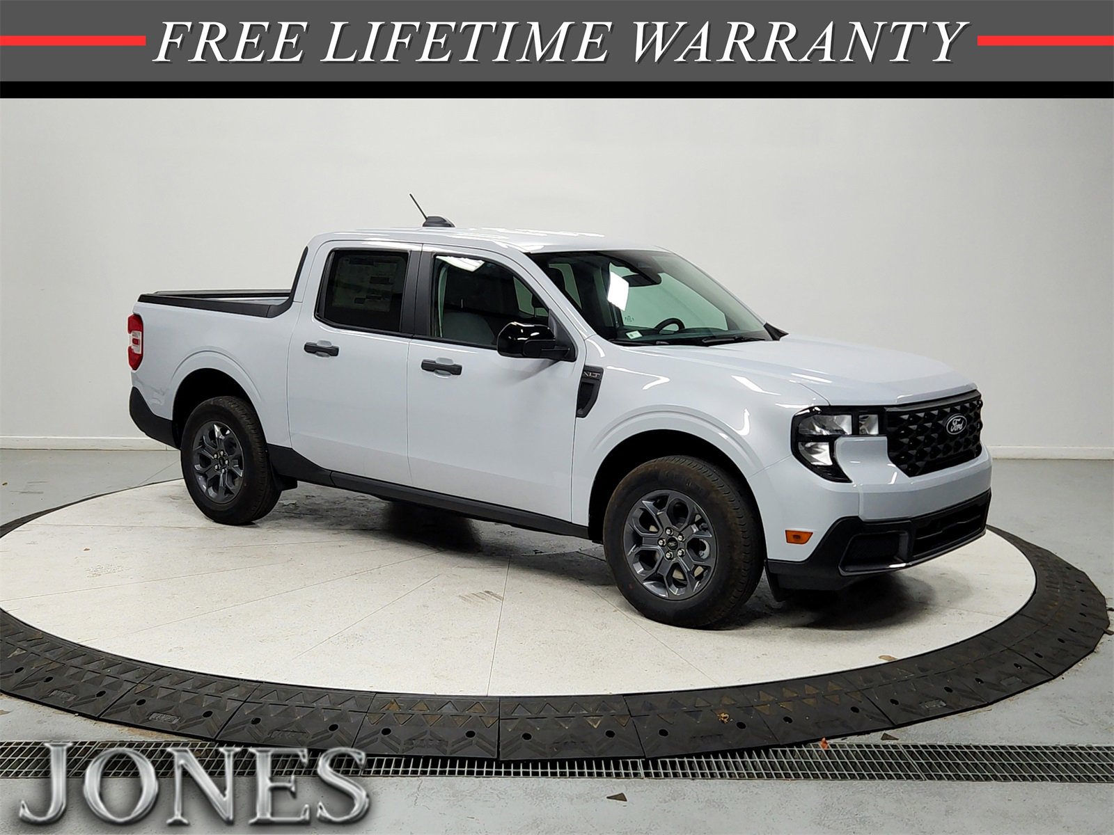 New 2025 Ford Maverick XLT