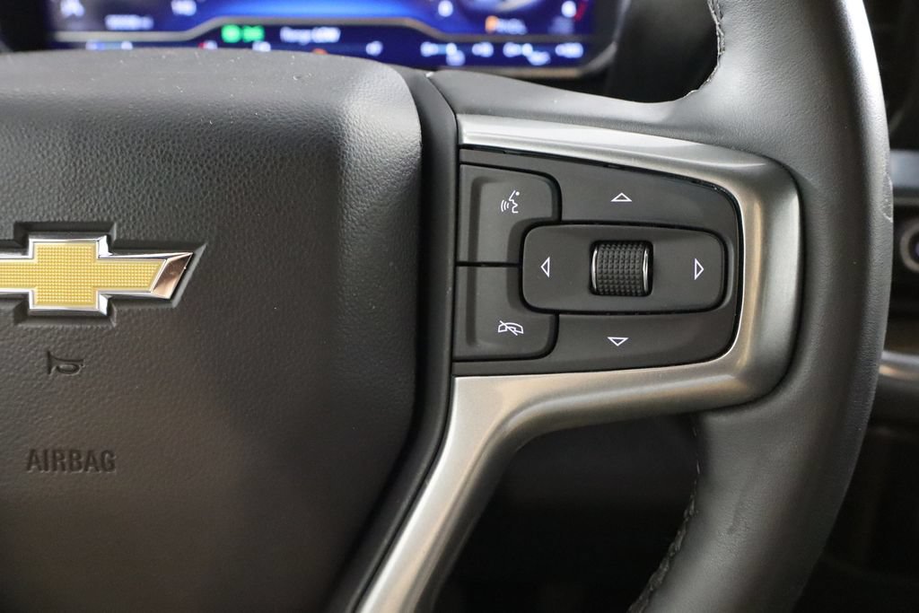 Used 2024 Chevrolet Silverado 1500 LT AWD/4WD image 22