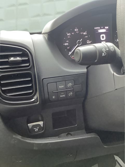 Used 2024 RAM ProMaster 2500 w/ Safety Group image 20