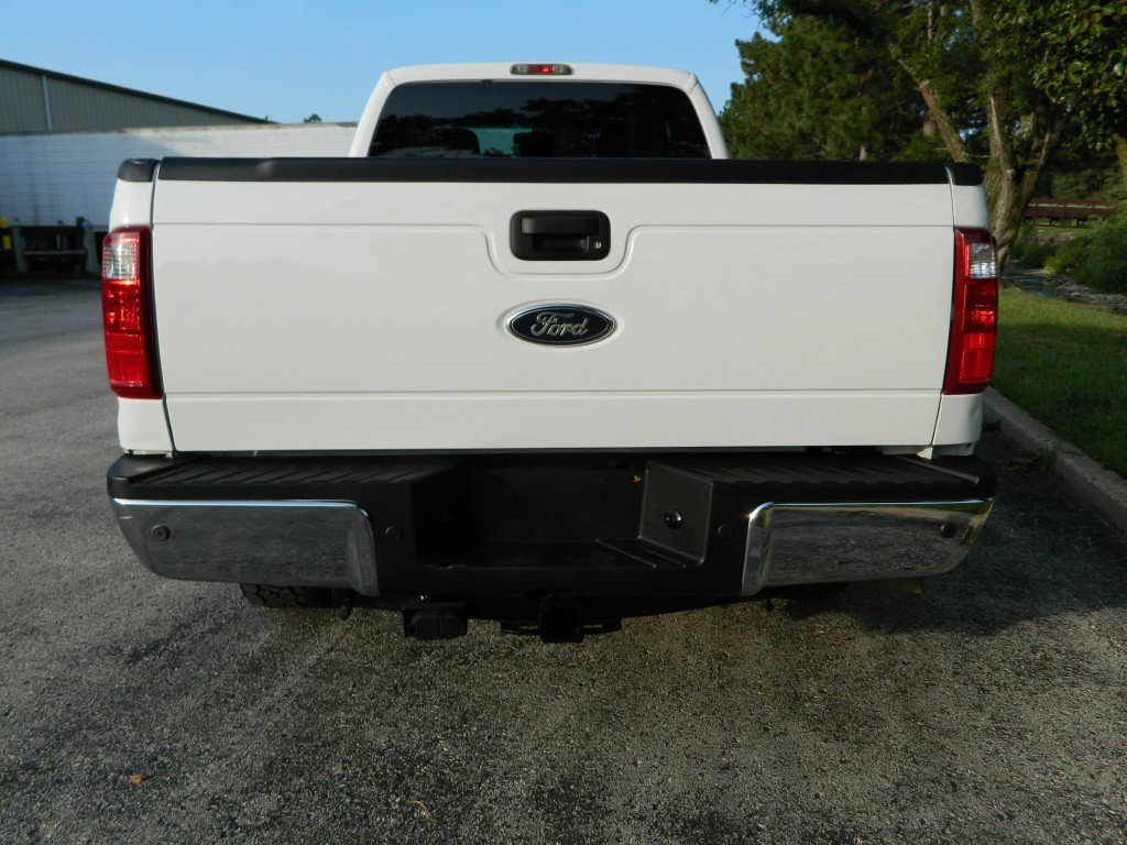 Used 2011 Ford F250 XLT w/ Advanced Security Group AWD/4WD image 8