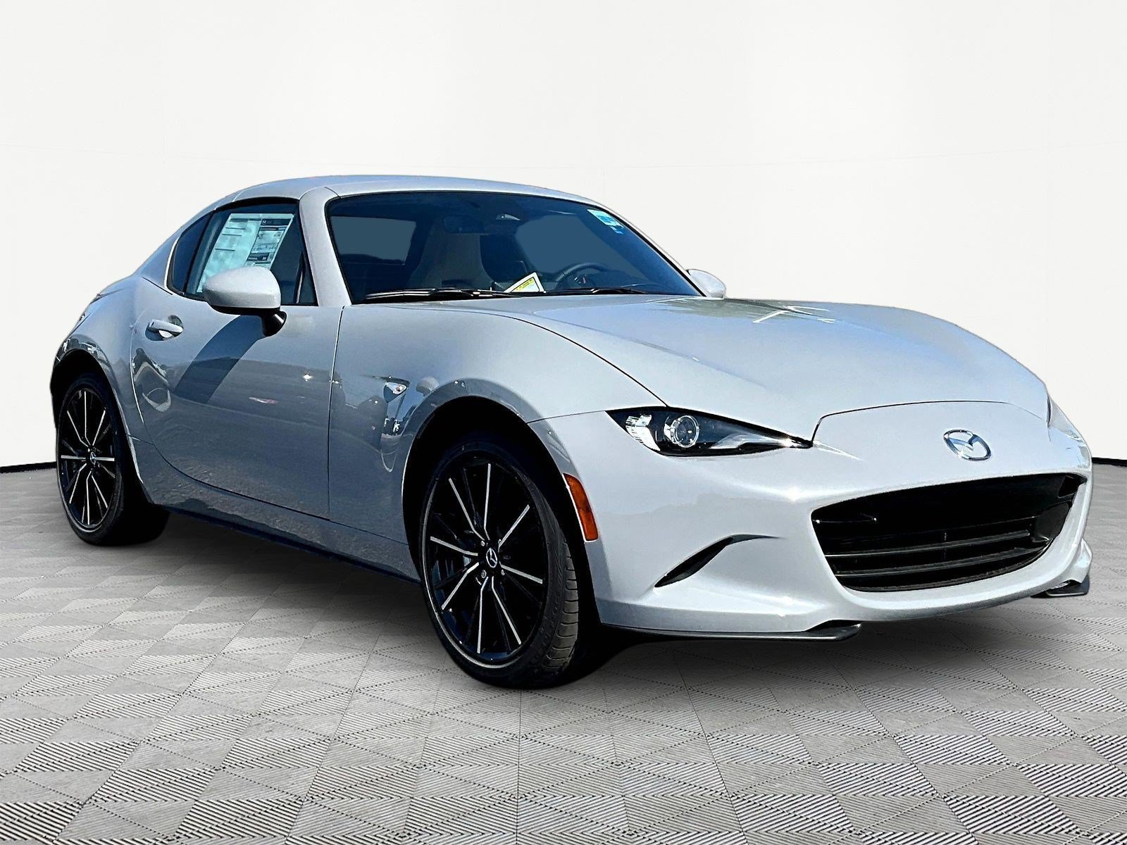New 2026 MAZDA MX-5 Miata RF Grand Touring RWD image 3