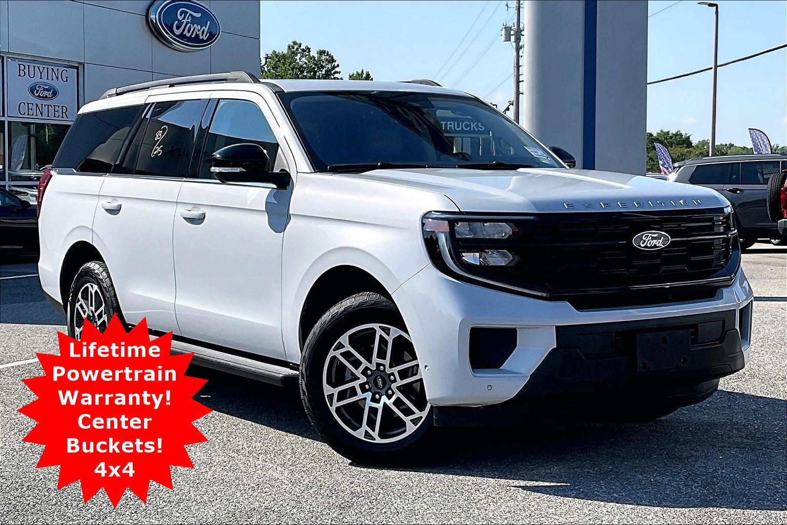 Used 2025 Ford Expedition Active AWD/4WD image 1