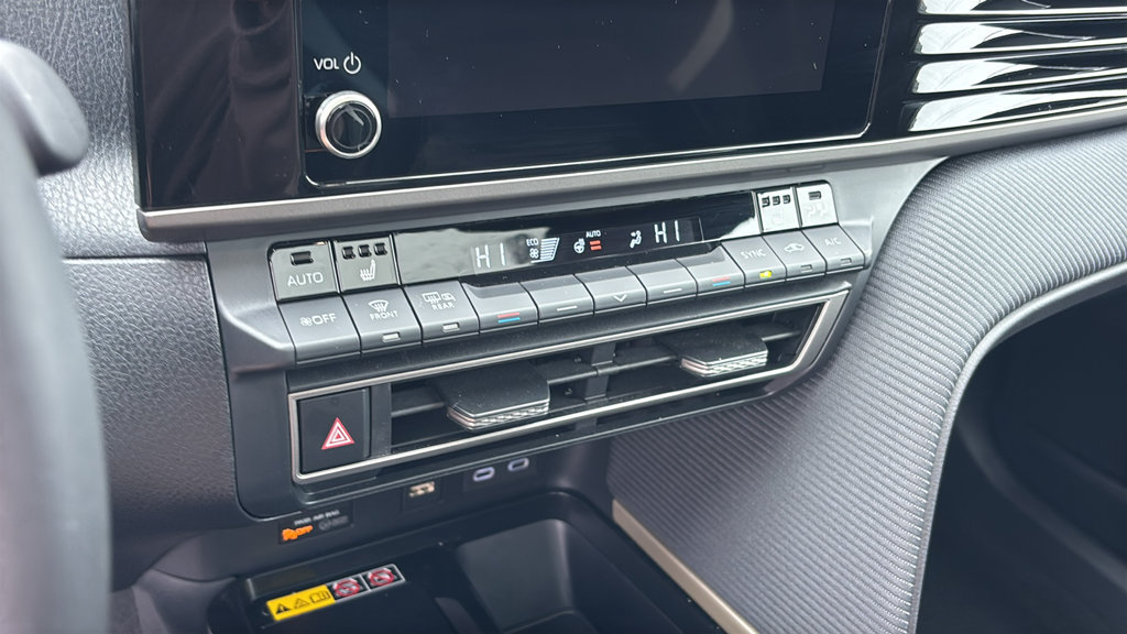 Used 2026 Toyota Camry SE w/ Convenience Package FWD image 22