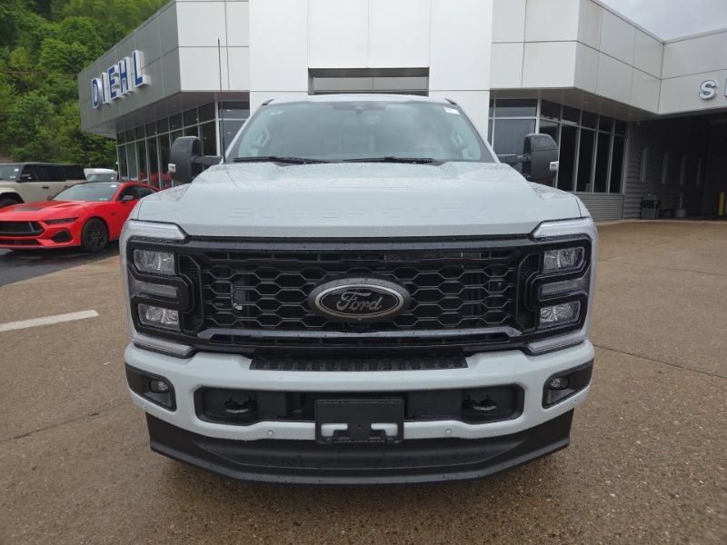 New 2026 Ford F250 Lariat w/ Black Appearance Package AWD/4WD image 2