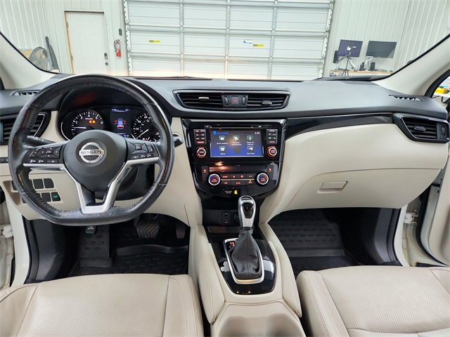 Used 2018 Nissan Rogue Sport SL image 23