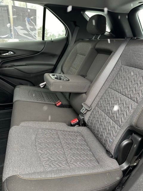 Certified 2024 Chevrolet Equinox LT w/ LPO, Floor Liner Package image 32