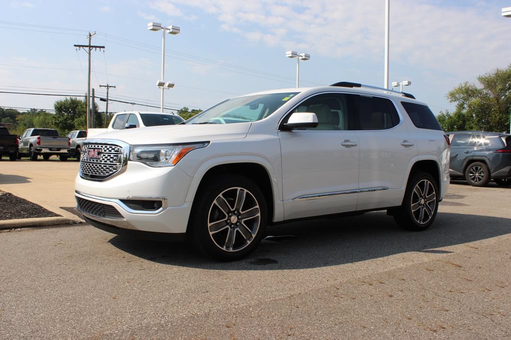 Certified 2018 GMC Acadia Denali w/ Technology Package AWD/4WD image 7