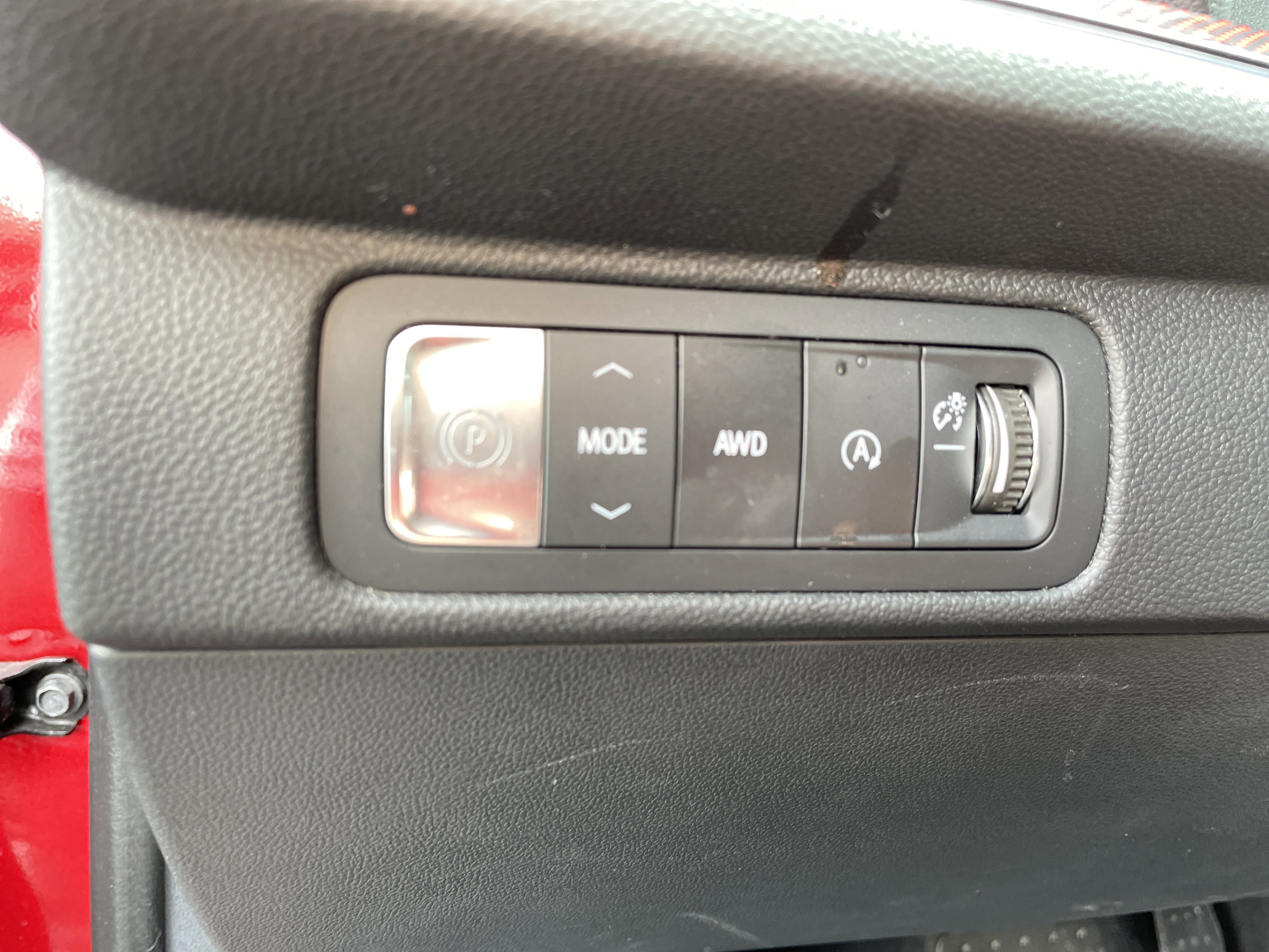 Certified 2024 Chevrolet Traverse RS AWD/4WD image 38