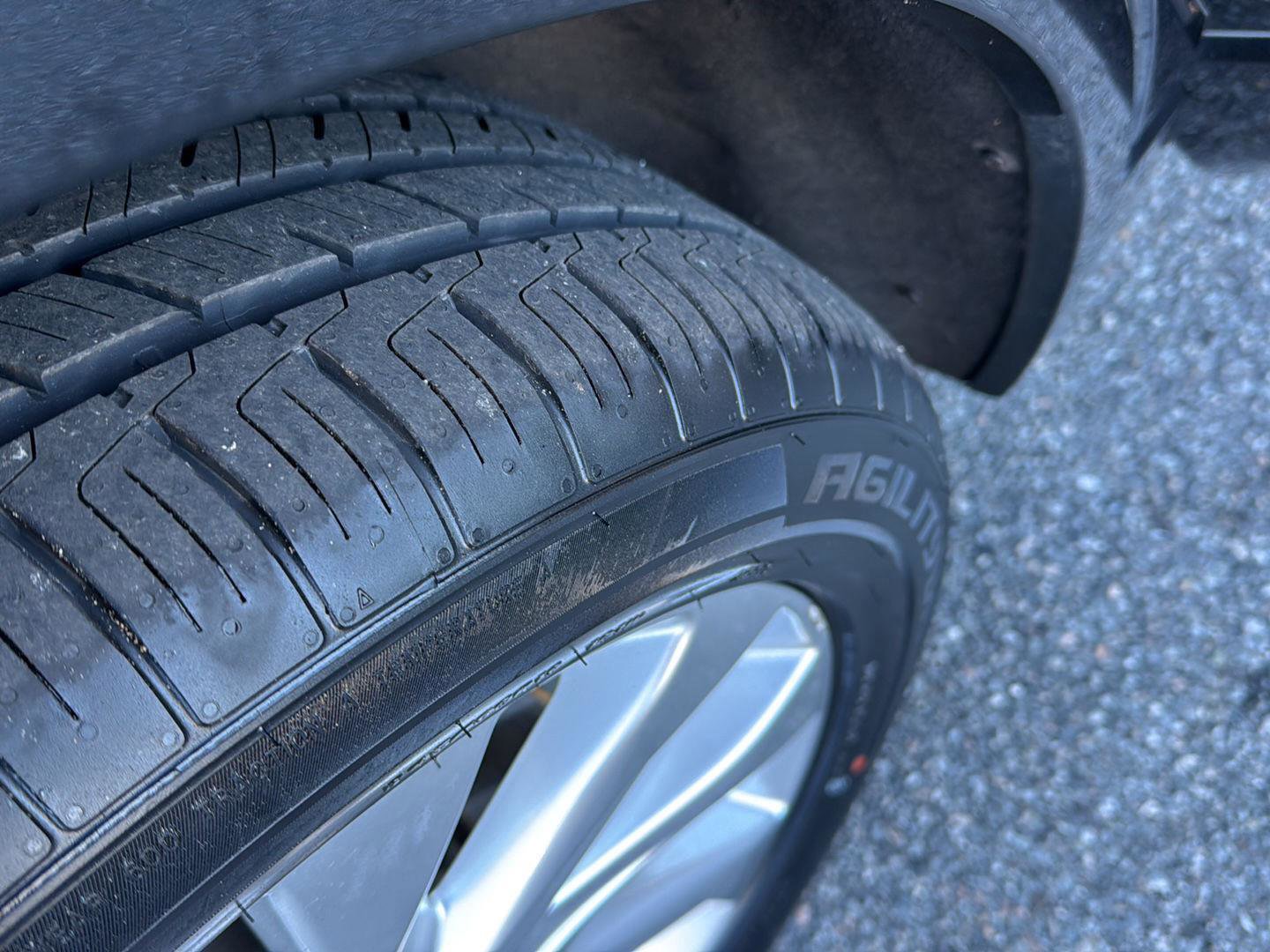 Used 2017 Buick Envision Premium w/ Driver Confidence Package image 35