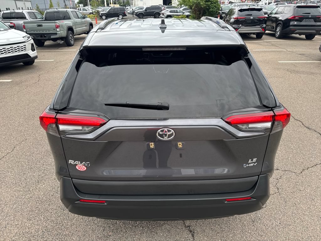 Used 2025 Toyota RAV4 LE AWD/4WD image 6