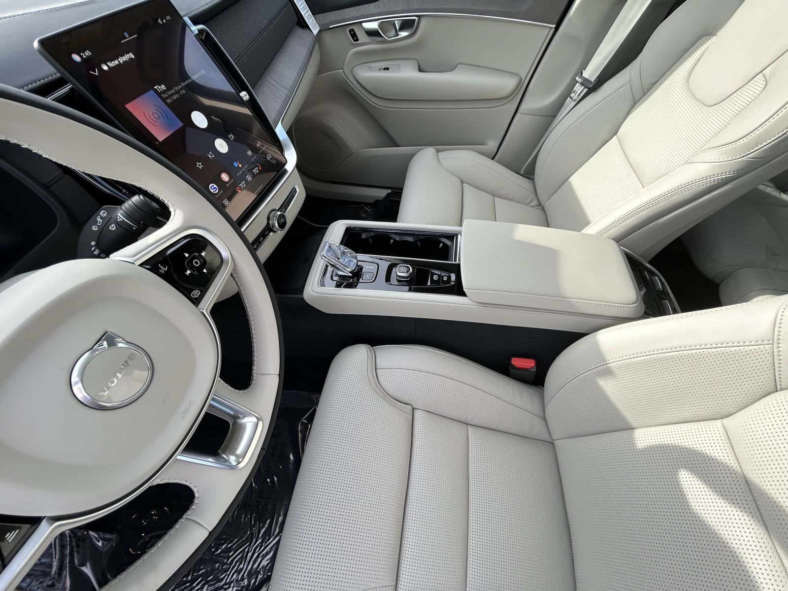 New 2026 Volvo XC90 B6 Ultra w/ Protection Package Premier AWD/4WD image 10